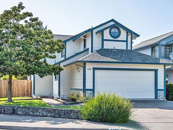 Building Photo - 7835 Medallion Way
