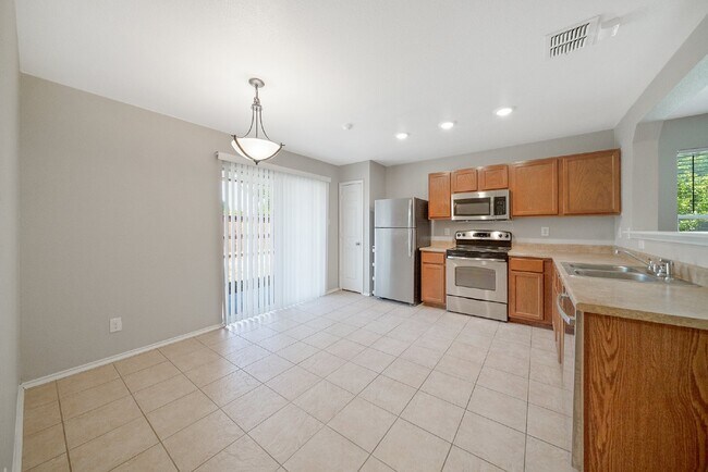 Building Photo - 9703 Woodland Pines