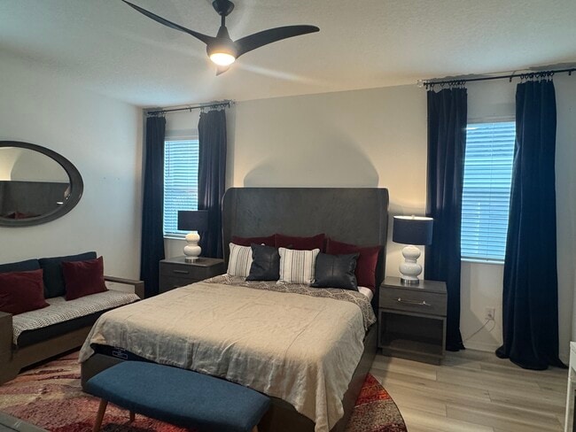 Building Photo - 7315 34th Ct E