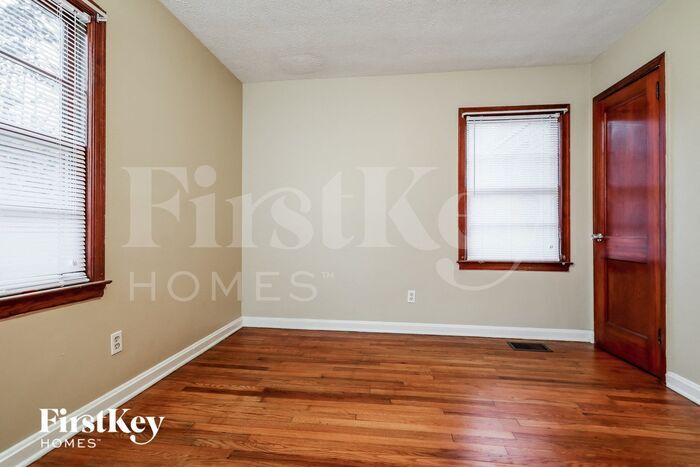 Building Photo - 2162 Clanton Terrace