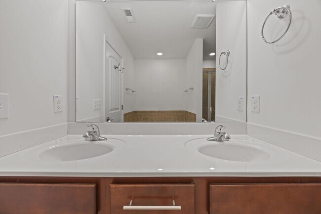 Building Photo - 3-Bedroom Home with Spacious Layout & Private Backyard in Wendell