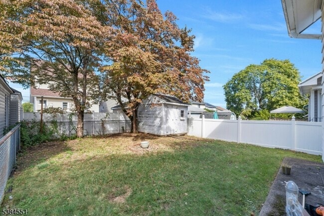 Building Photo - 256 Hamilton Ave