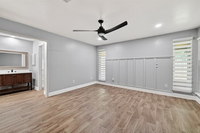 Building Photo - 19818 Packwood Dr