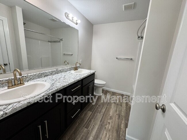 Building Photo - 2239 Rittenhouse Pl