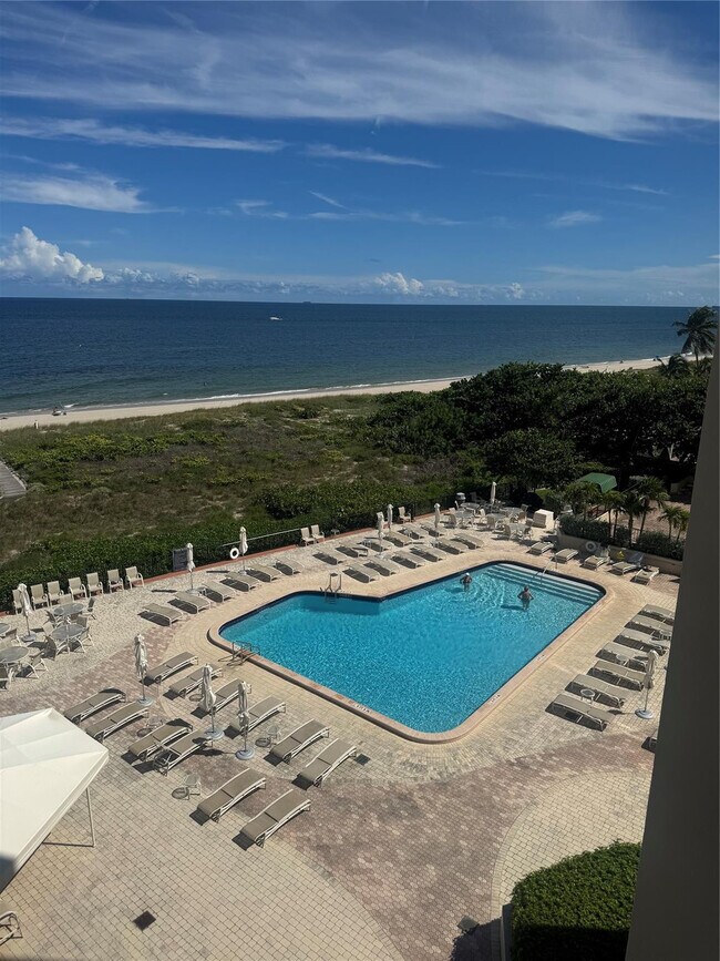 Building Photo - 1900 S Ocean Blvd
