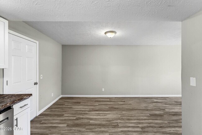 Building Photo - 116 Cheri Ln
