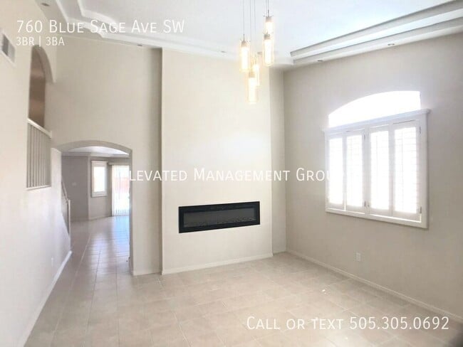 Building Photo - 760 Blue Sage Ave SW