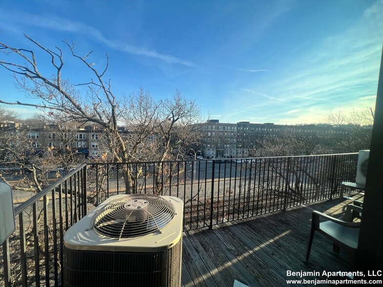 Building Photo - 1111 Commonwealth Ave