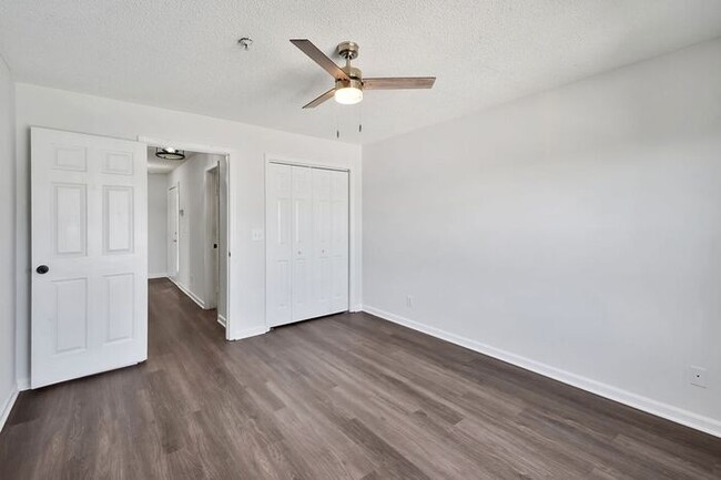 Building Photo - RENT SPECIAL! Freshly Painted! New Luxury ...