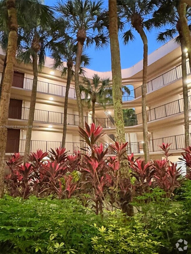 Building Photo - 8760 SW 133rd Avenue Rd