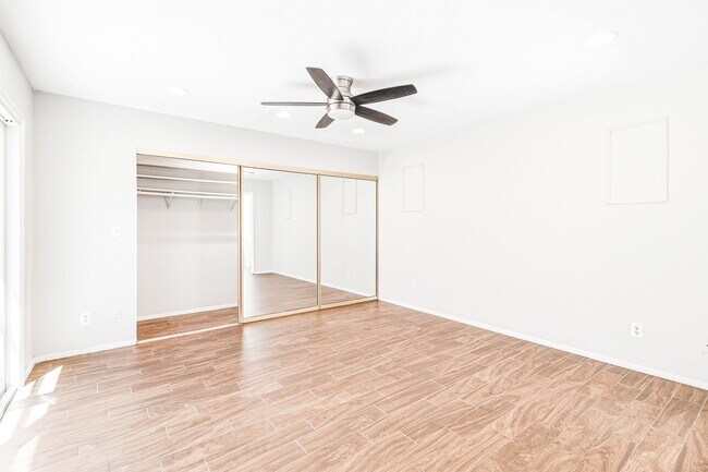 Building Photo - 3143 Sonata Dr