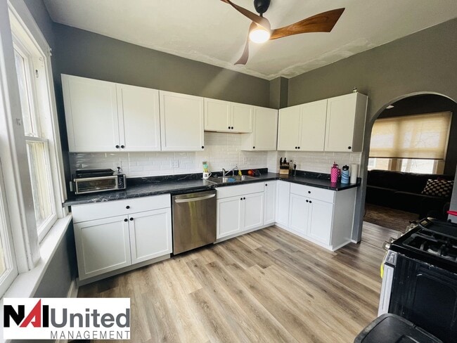 Building Photo - Five bedroom, Two and a half bath home for rent