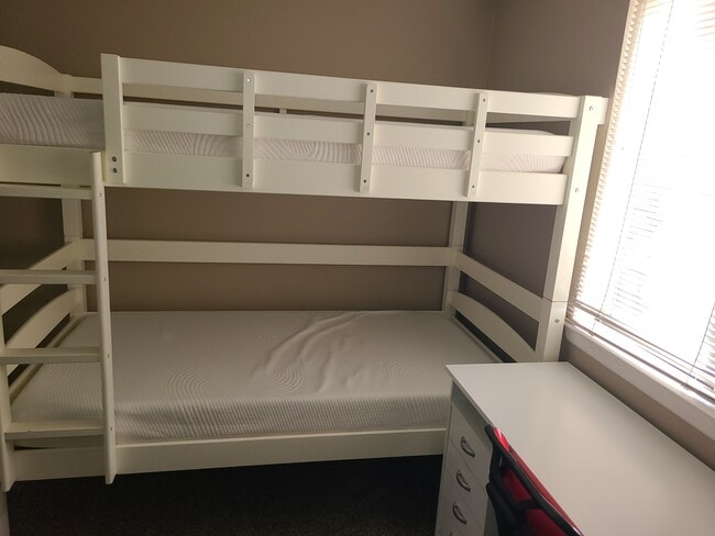 Building Photo - 8704 Rough Rider Rd NE