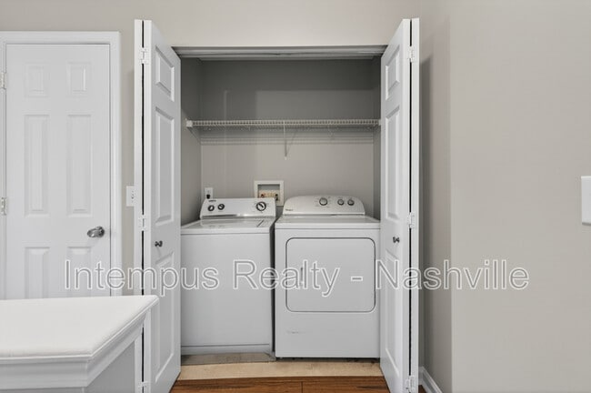 Building Photo - 3271 Harpeth Springs Dr