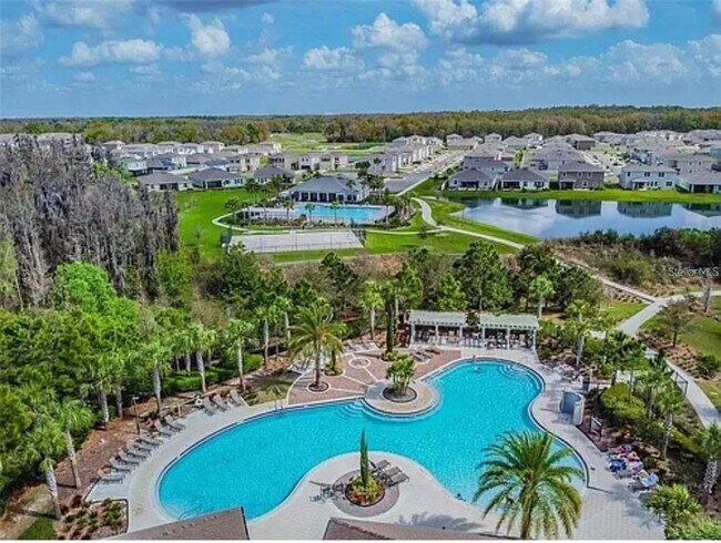 Building Photo - 1615 Hubbell Rd