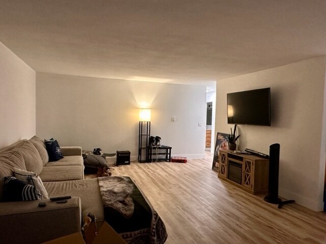 Large Living Room - 3700 Dean Dr