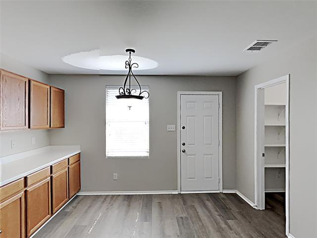 Building Photo - 3901 German Pointer Way