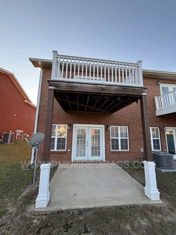 Building Photo - 108 Peregrine Way