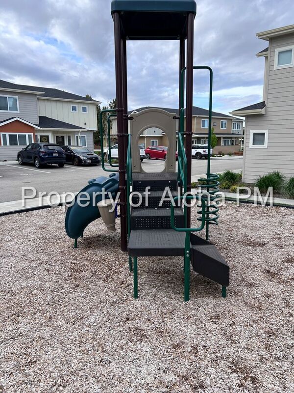 Building Photo - 3534 E Grand Forest Dr