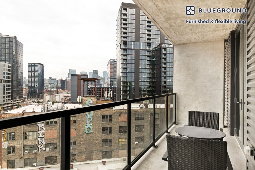 Building Photo - 1454 W Randolph St