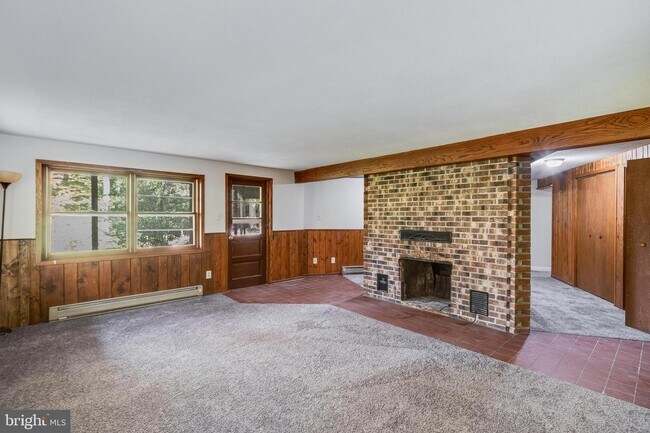 Building Photo - 12555 Trinity Dr