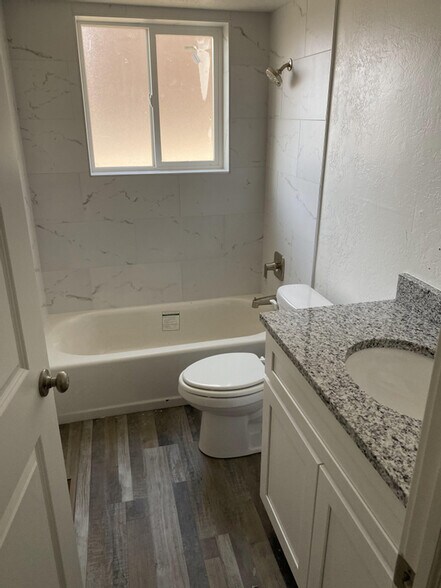 Building Photo - 5635 S 2200 W