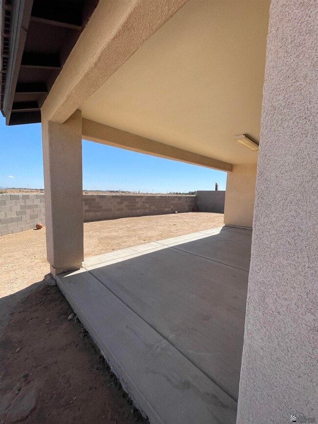 Building Photo - 291 N Saguaro Ave