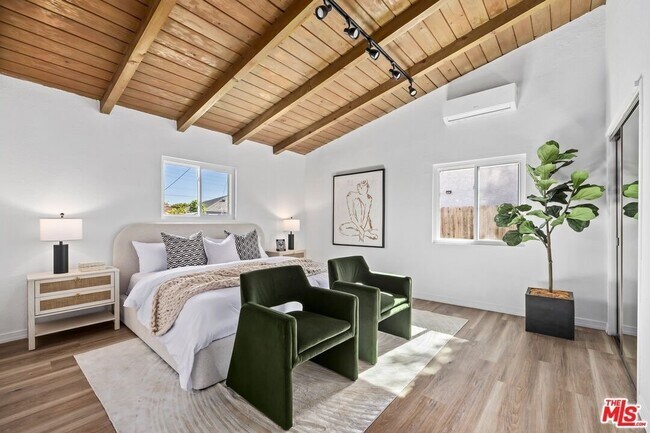 Building Photo - 4282 Sawtelle Blvd