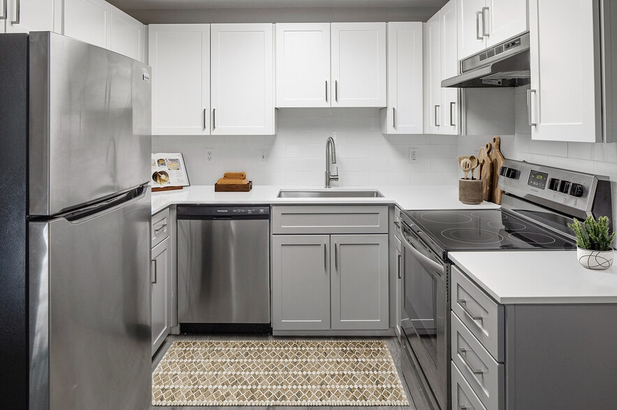 Renovated Kitchen - Avana Evergreen