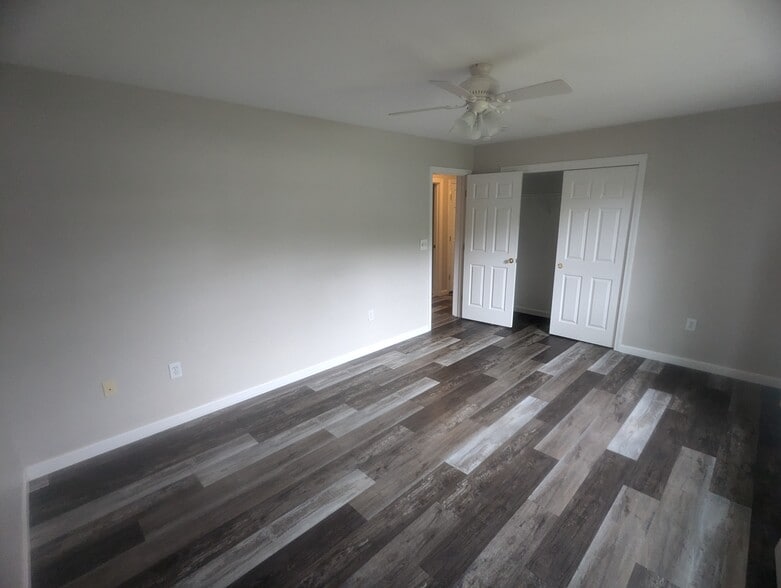 Building Photo - 124 Albe Dr