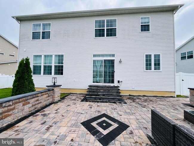 Building Photo - 307 Appleford Cir