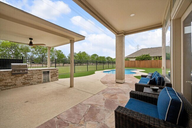 Building Photo - 11218 French Oak Ln