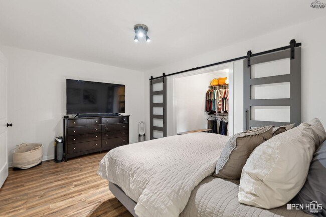 Building Photo - 4517 Wynnwood Dr