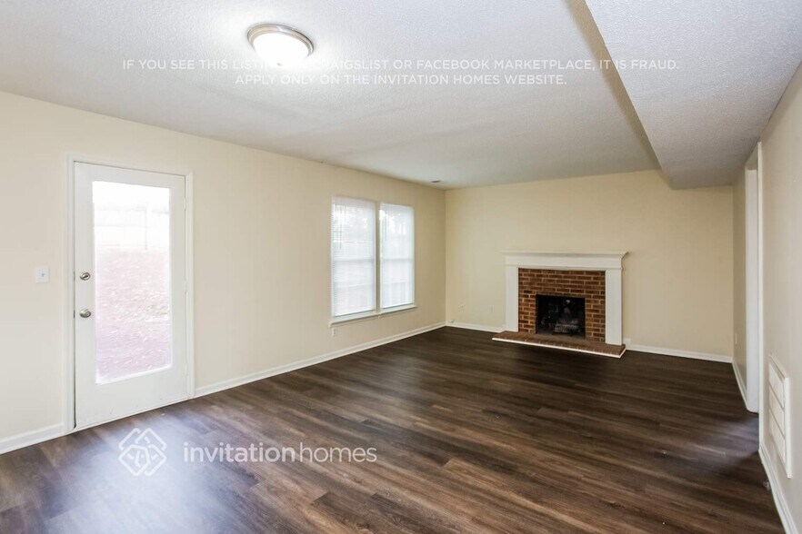 Building Photo - 9411 White Cedar Ct