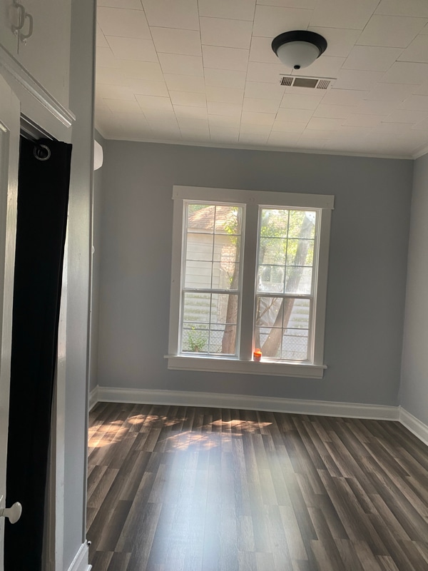 Building Photo - 717 Baker St