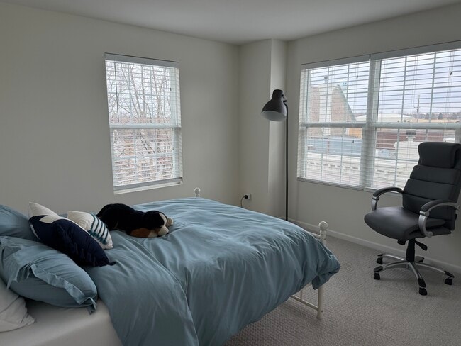 Building Photo - 4194 Royal Mews Cir