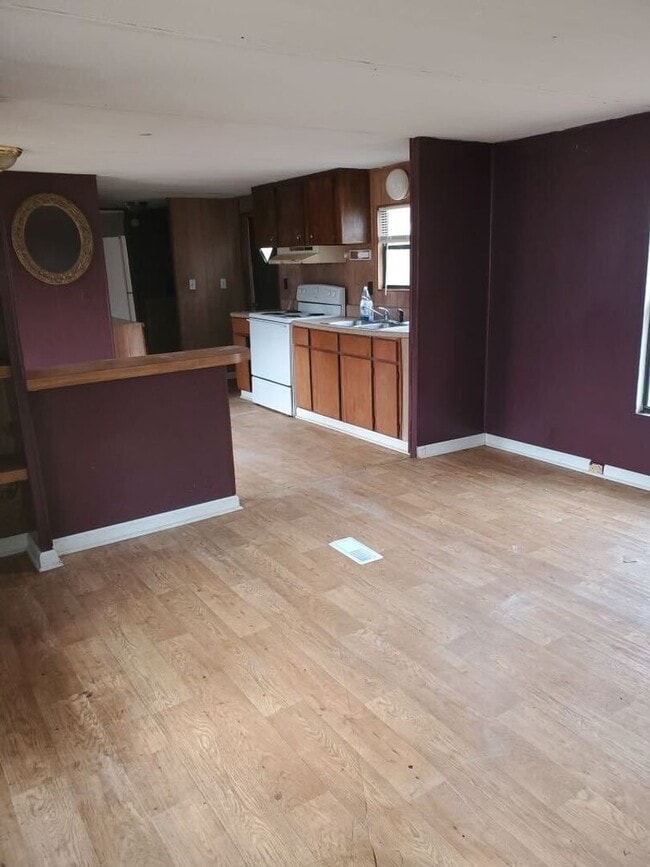 Building Photo - New Home Available! Rent this 2 Bedroom Mobile Home in Aiken!