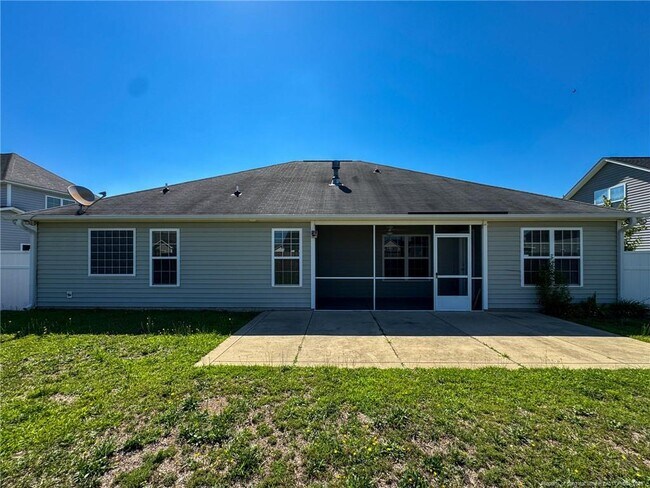 Building Photo - 136 Ivy Stone Dr
