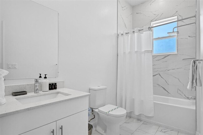 Building Photo - 637 Trikomo Drive