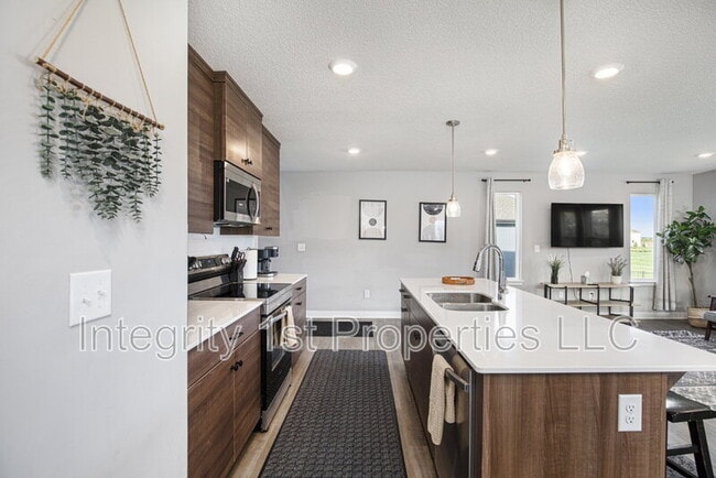 Building Photo - 13316 W 180th St