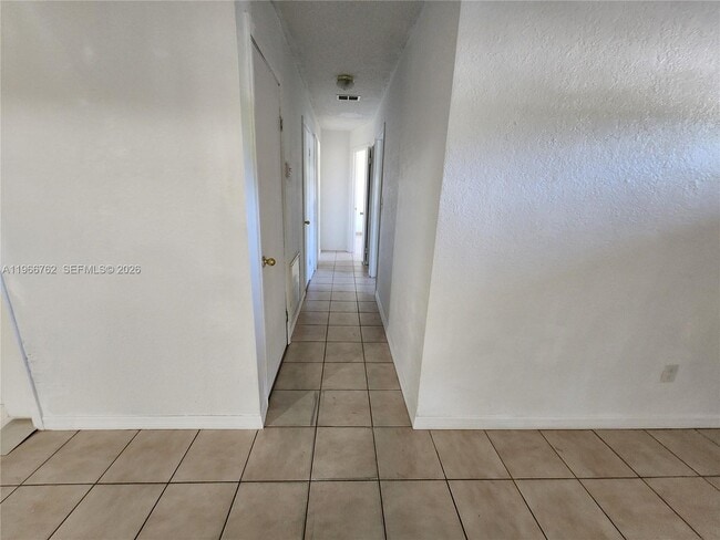 Building Photo - 16311 SW 102nd Ct