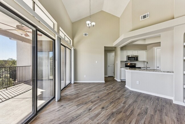 Floorplan - Waters Edge Apartment Homes