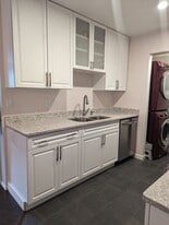 Building Photo - 271 Hildred Dr