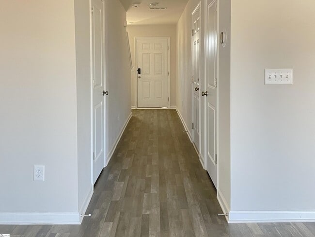 Building Photo - 4060 Garrison Ln