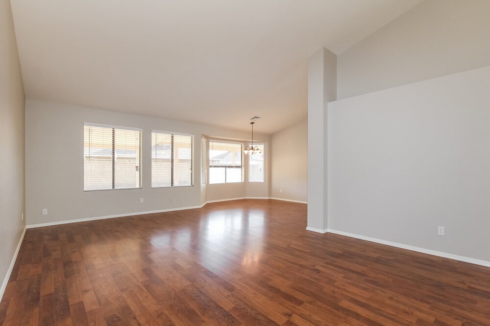 Building Photo - 5215 W Diana Ave