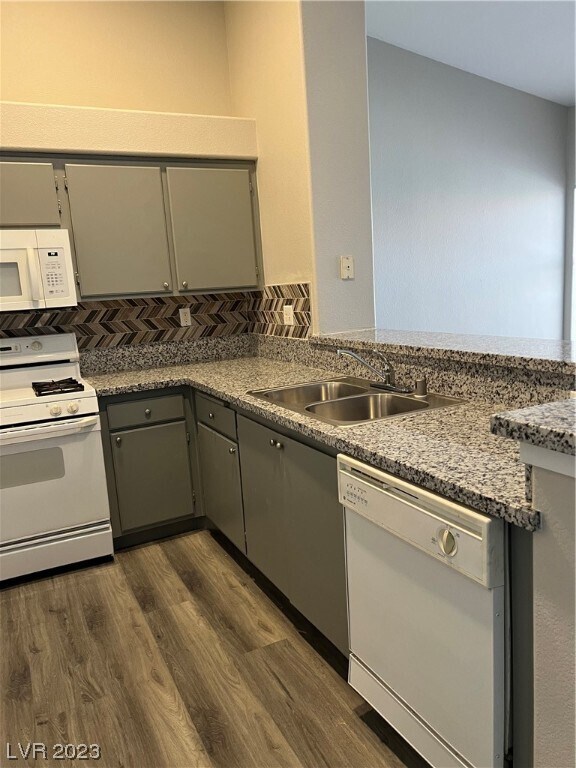 Building Photo - 6201 E Lake Mead Blvd