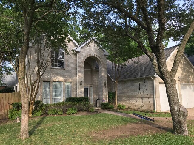 Building Photo - 306 Rivercove Dr