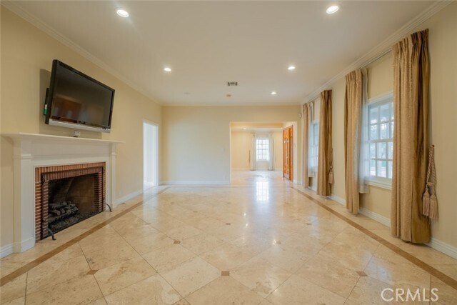 Building Photo - 1233 Imperial Dr
