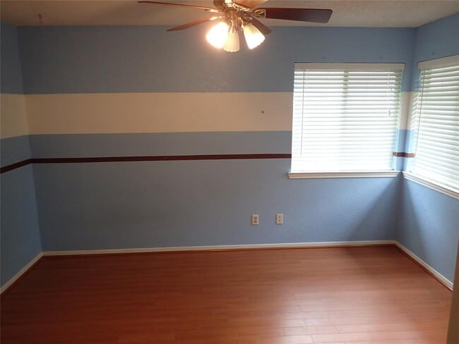 Building Photo - 2130 Greencove Ln
