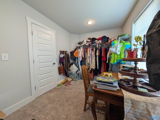 Building Photo - 4213 Textile Ln